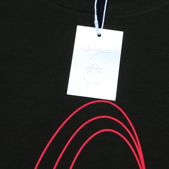 Thug Club Black T Shirt With Bold Red Graphic Design - Picture 6 of 8